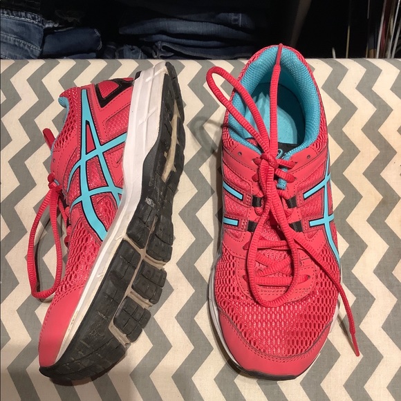 ASICS - Picture 2 of 4